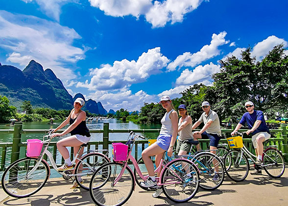 Bicycle Tour in Yangshuo